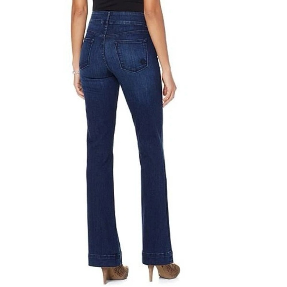 CJ by Cookie Johnson Women's 31x34 Foundation Flare Leg Med-Dark Wash Mid Rise - Picture 2 of 8